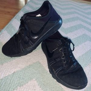 Nike Free Tennis Shoes